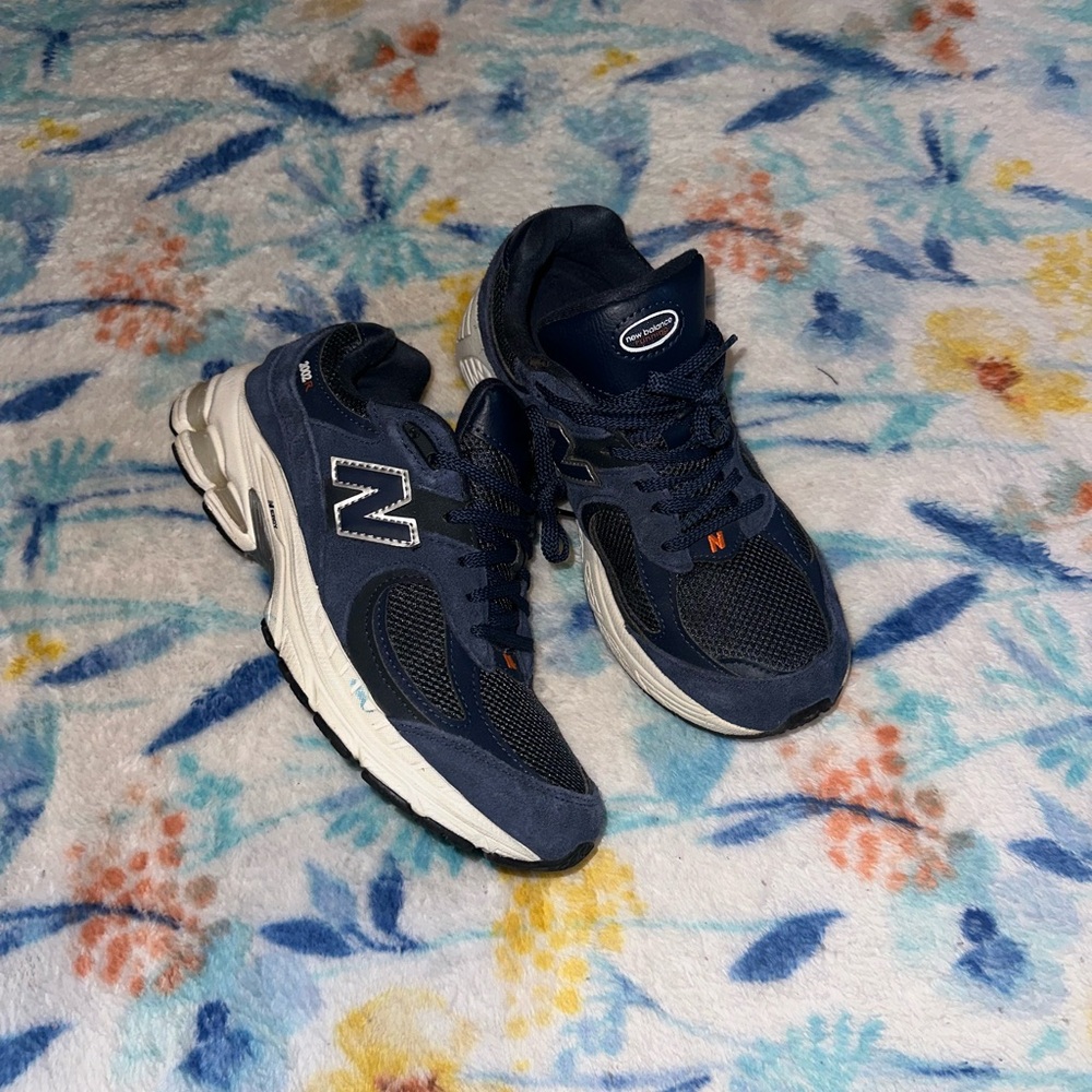 New Balance Dark Blue Athletic Shoes